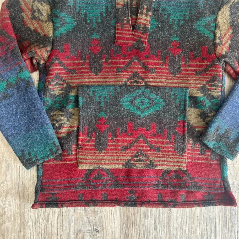 Vintage Woolrich Aztec Print Hooded Poncho - Picture 15 of 16